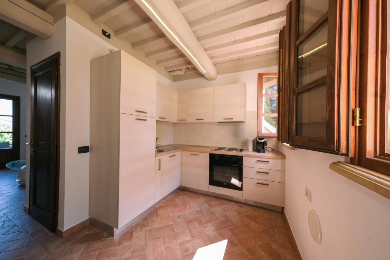 Hotel Il Poggio di San Ruffino Lari Esterno foto