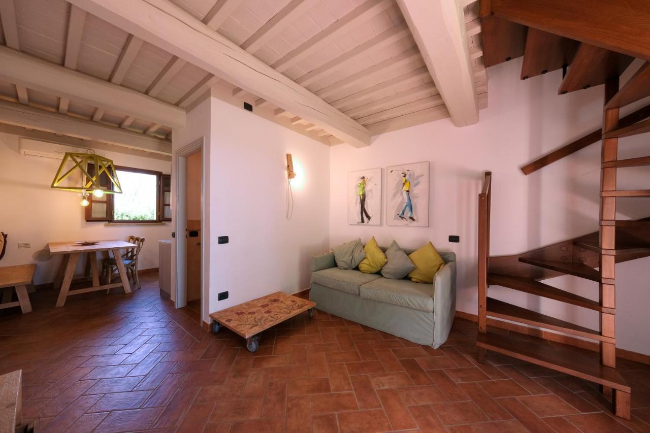 Hotel Il Poggio di San Ruffino Lari Esterno foto