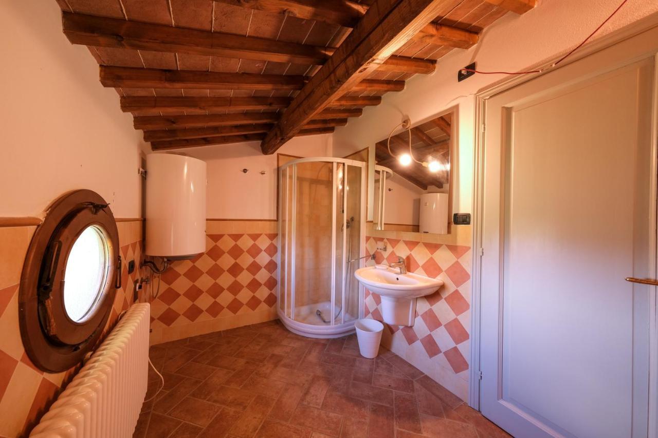 Hotel Il Poggio di San Ruffino Lari Esterno foto